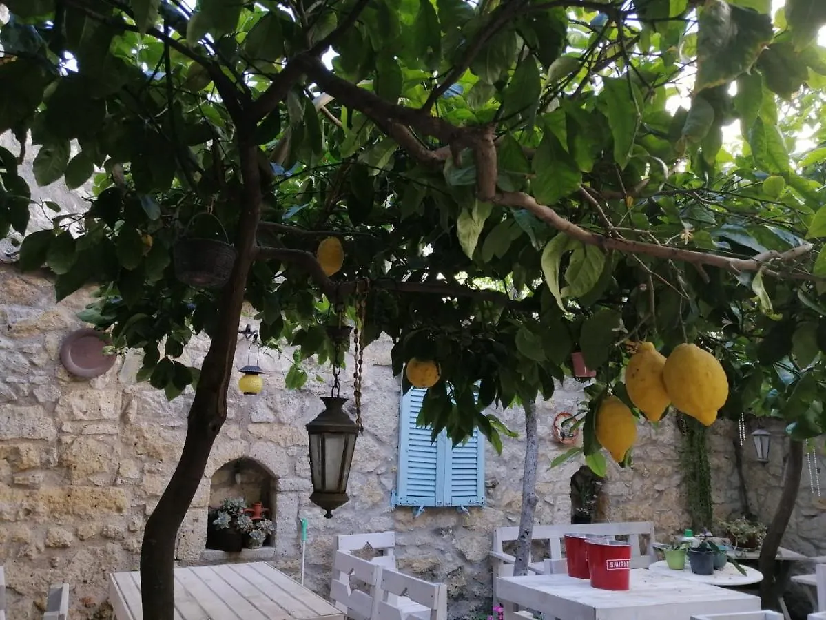 Hotel Kaktueshan Otel Alaçatı